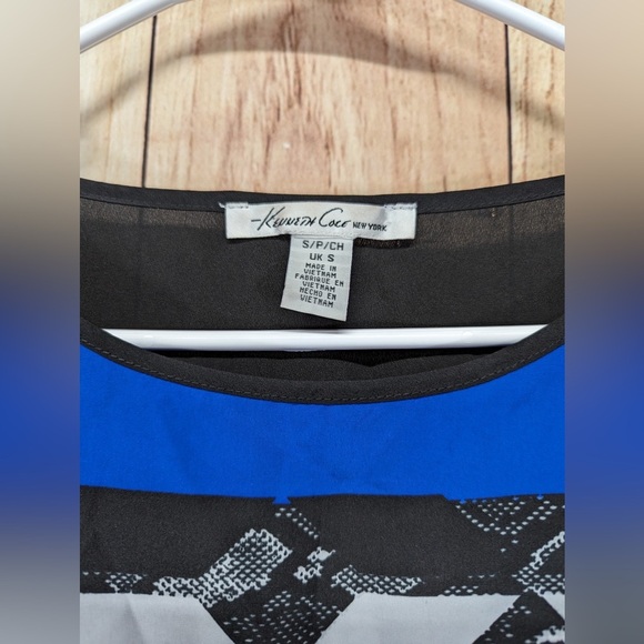 KENNETH COLE Animal Print Black & Blue Career Top S polyester - Picture 3 of 6